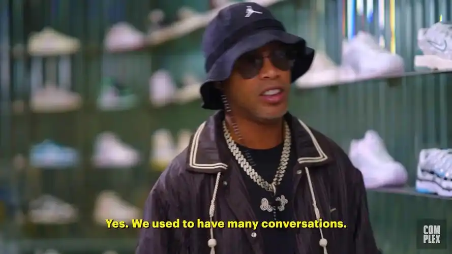 更是因为他 更是因为他