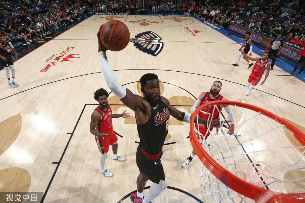 他们显然意 他们显然意